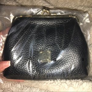 Dooney and Bourke large framed purse black